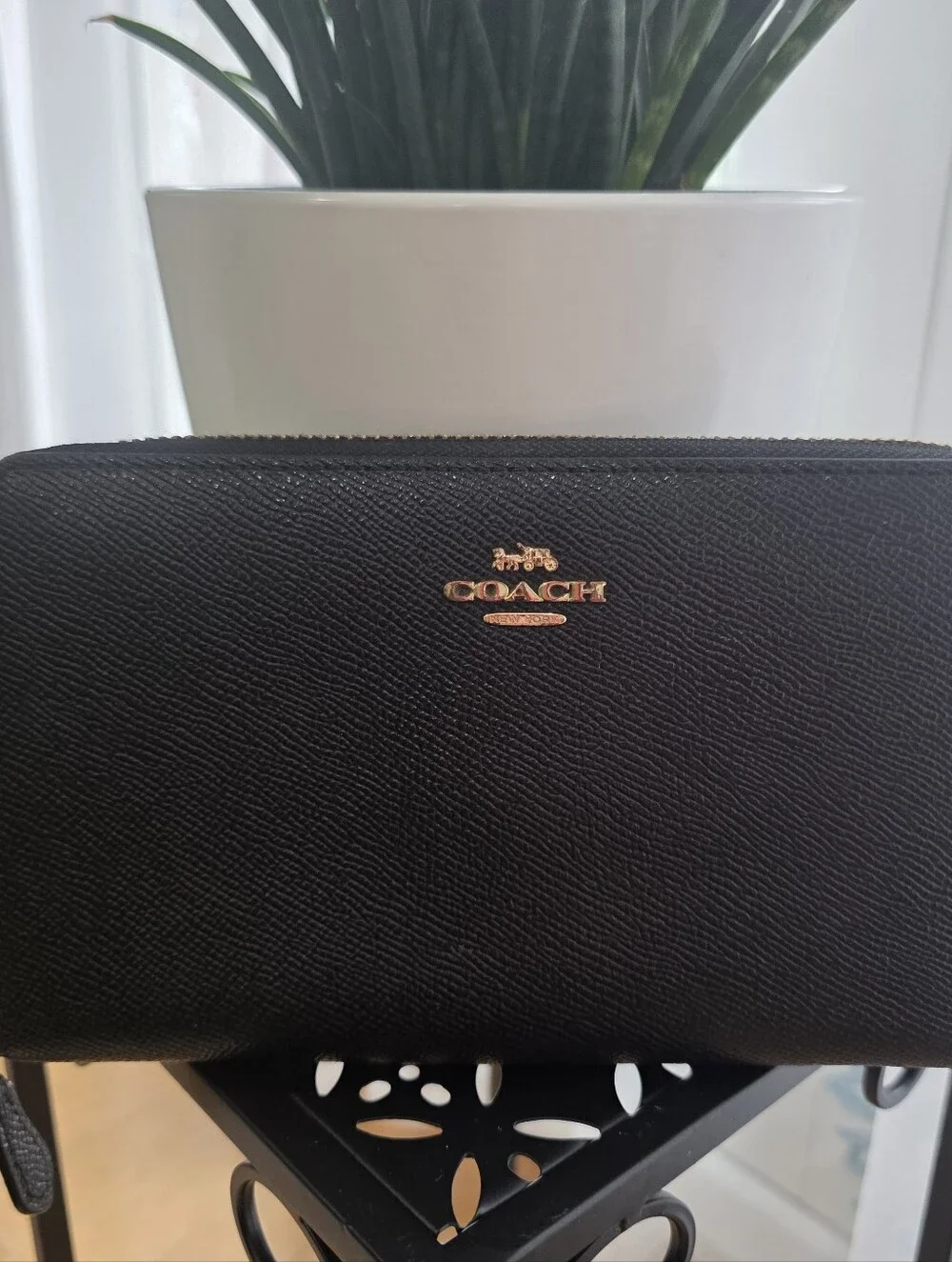 Coach authentic black